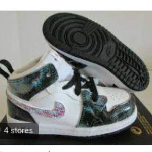 Baby Shoe Galaxy Nike Jordan good condition